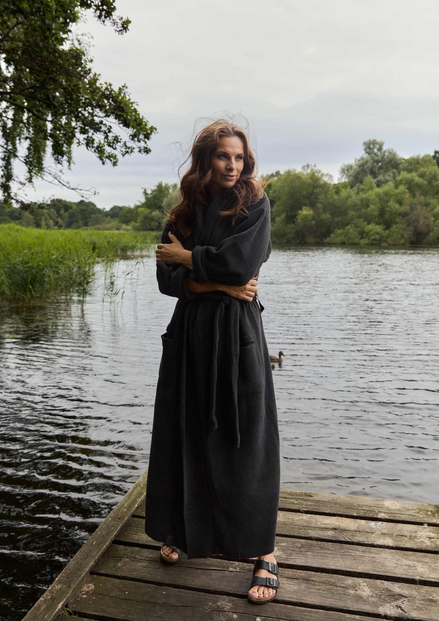 morgenmantel-damen-416hrg-1.jpg MORGENMANTEL DAMEN MAXI 7128 MAXI SOFT BLACK – Bild 1